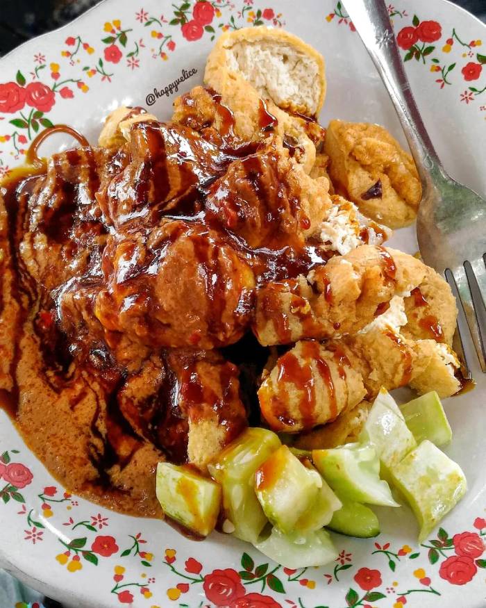 Checklist ẩm thực Indonesia -10 món ngon "quốc hồn quốc túy"