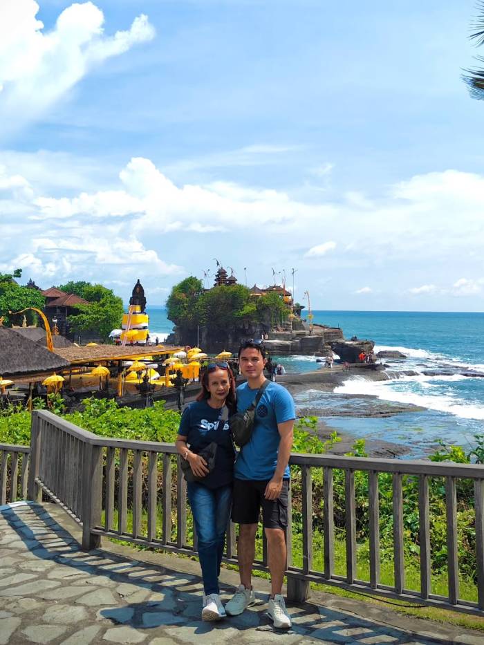 Đền Tanah Lot – Ngôi đền trên biển đẹp huyền ảo của Bali