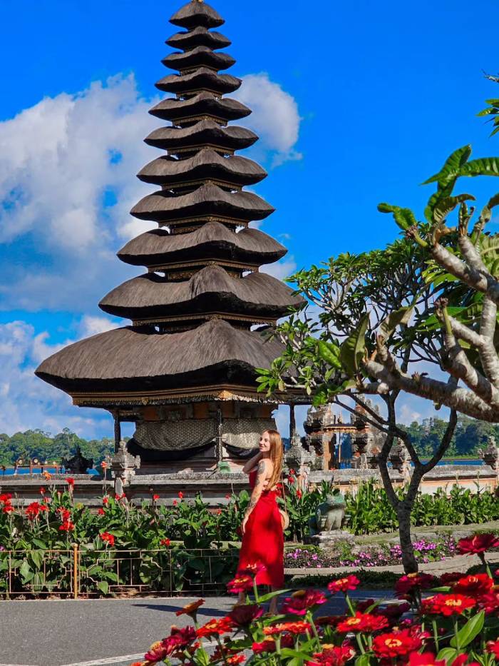 Khám phá đền Ulun Danu Bratan Bali – Ngôi đền nổi giữa hồ