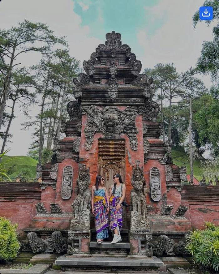 Khám phá đền suối thiêng Tampak Siring – nơi 12 dòng nước ban phước linh thiêng