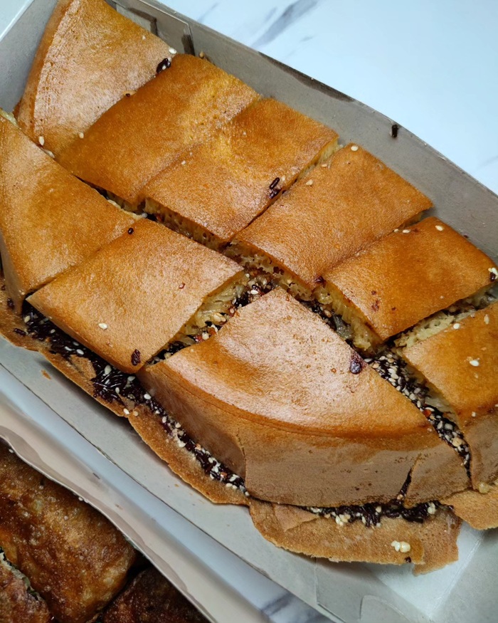 Martabak món ăn vặt đường phố siêu ngon tại Jakarta. Nguồn: verajj và verafoodstory