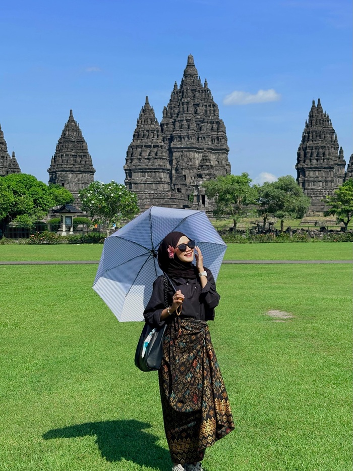 Trải nghiệm tham quan các đền thờ chính thuộc quần thể Prambanan. Nguồn: imutiaspath