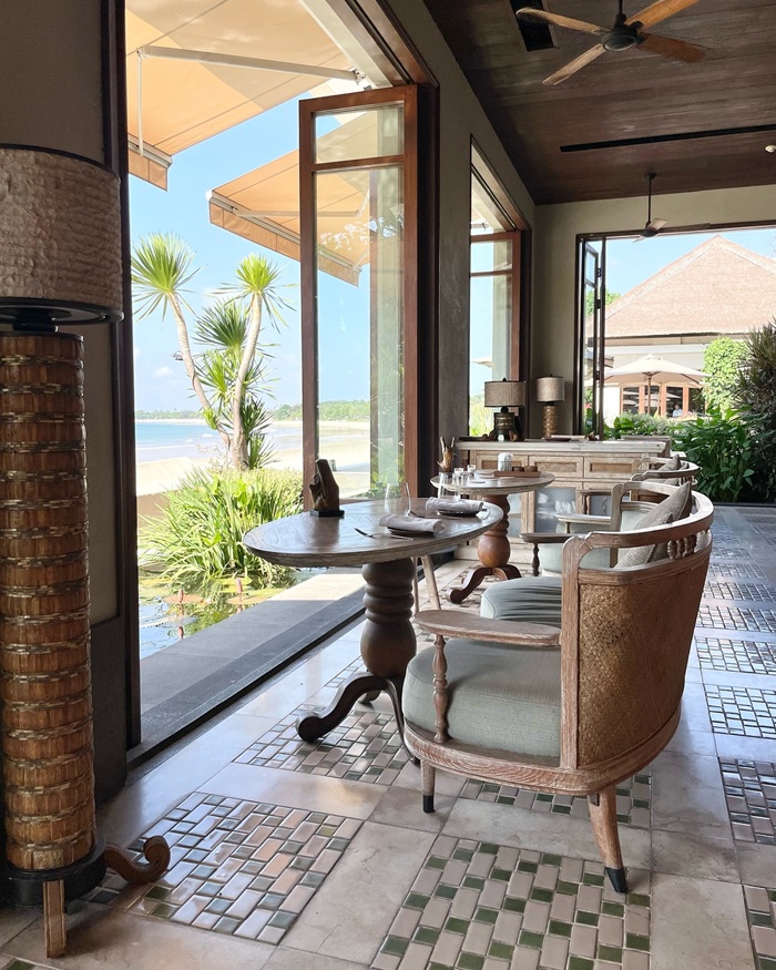 Biệt thự phong cách truyền thống Bali có hồ bơi riêng tư. Nguồn: cafe_nails_trip