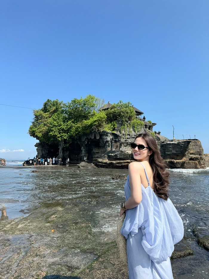 Đền Tanah Lot là biểu tượng văn hóa và tâm linh nổi tiếng Bali. Nguồn: ruetairat11